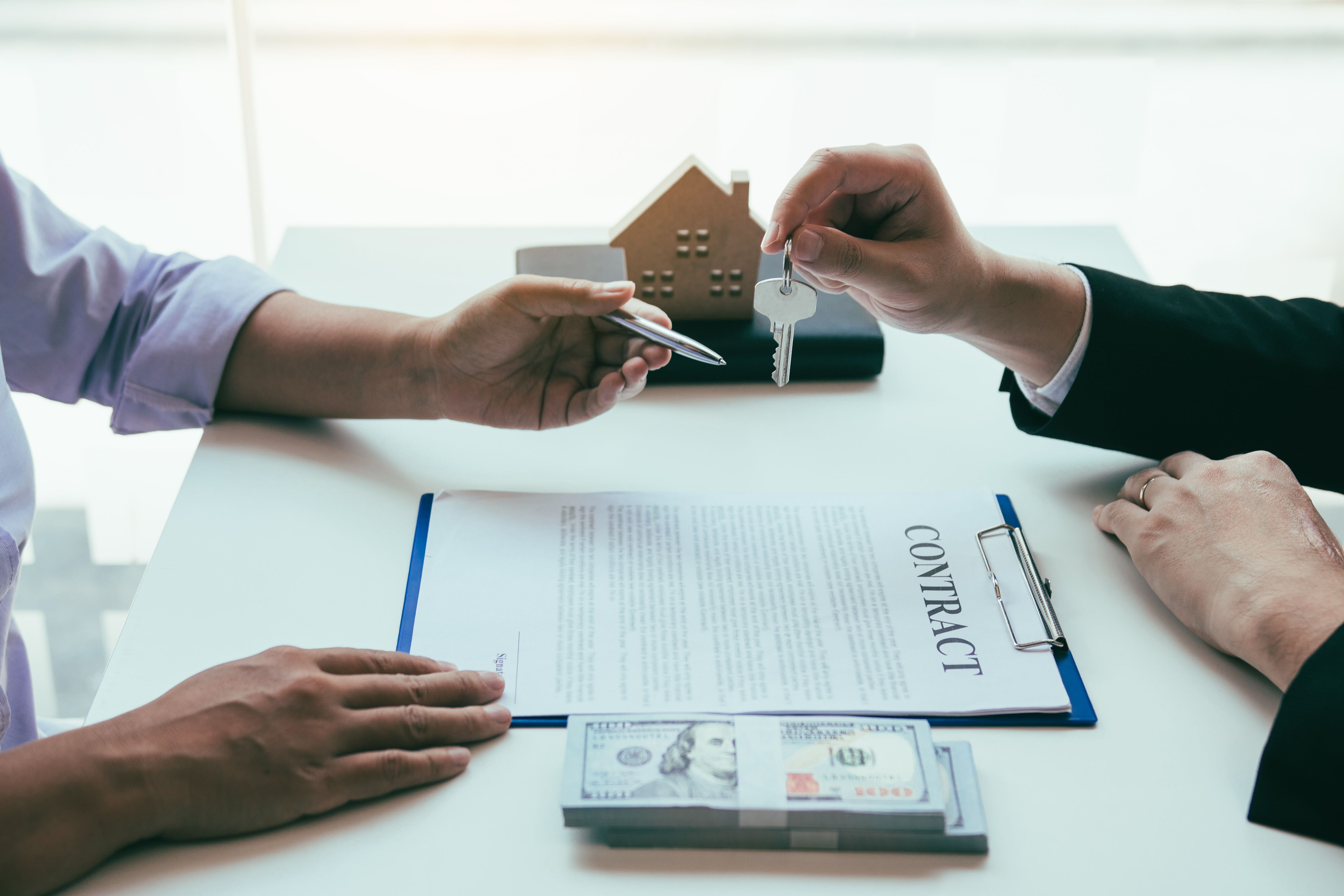 Sell your Las Vegas home fast with a cash buyer Sell your Las Vegas home fast with a cash buyer